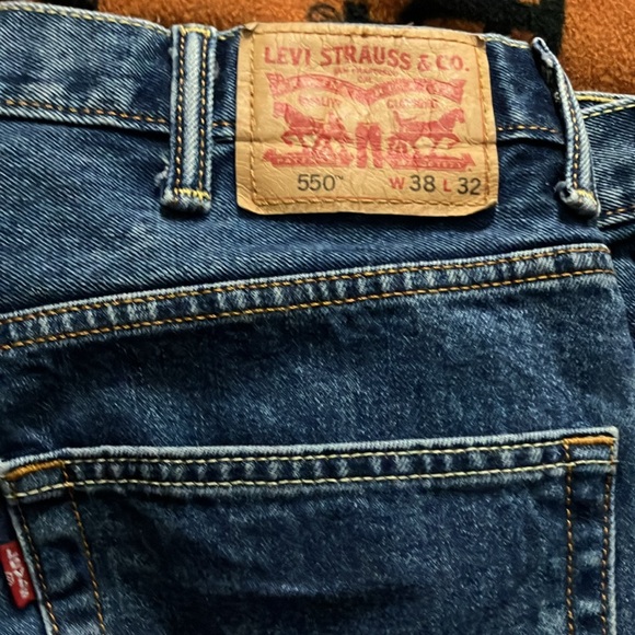 New Levi’s - Picture 3 of 3